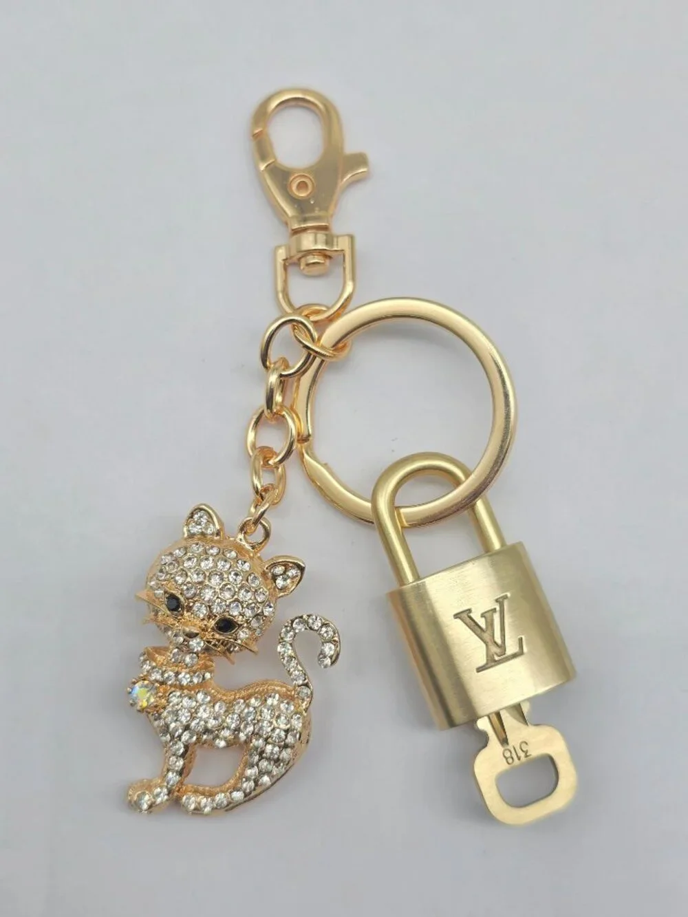 Authentic Louis Vuitton Gold Padlock 🔒 Key Set w/ Unbranded Cat Bag Charm